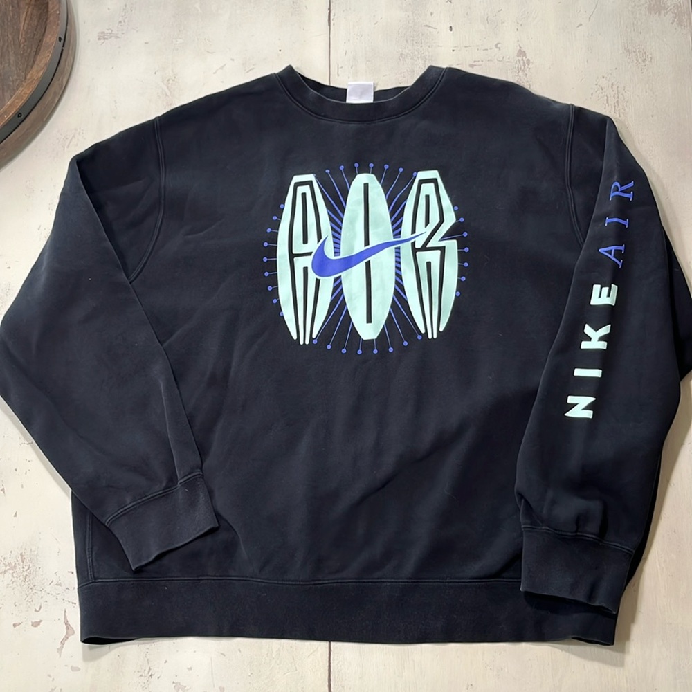 Mens Nike Crew Neck Size XL